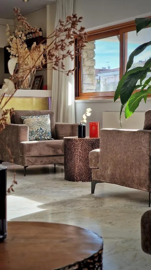 Hotel Tiffany Marina di Massa Ιταλία